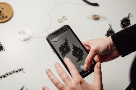 Działalność nierejestrowana przez telefon